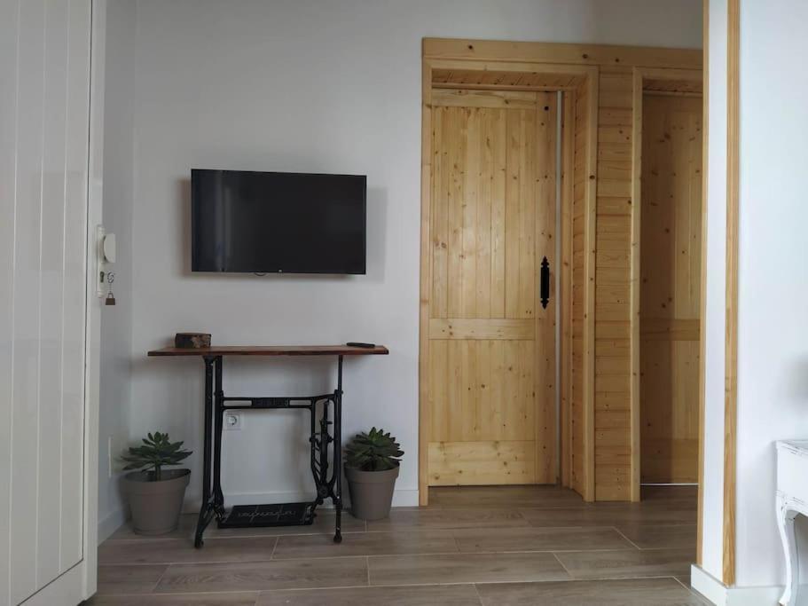 Casa De Madera El Jardin De Tara Villa Tinor Bagian luar foto